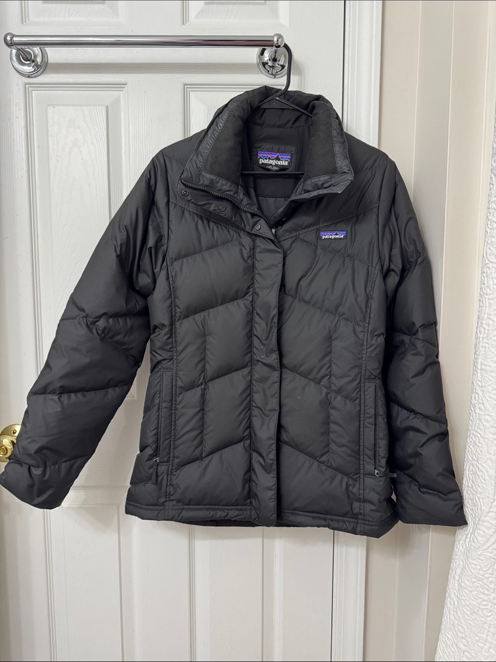 Patagonia Women’s Black Quilted Puffer Jacket